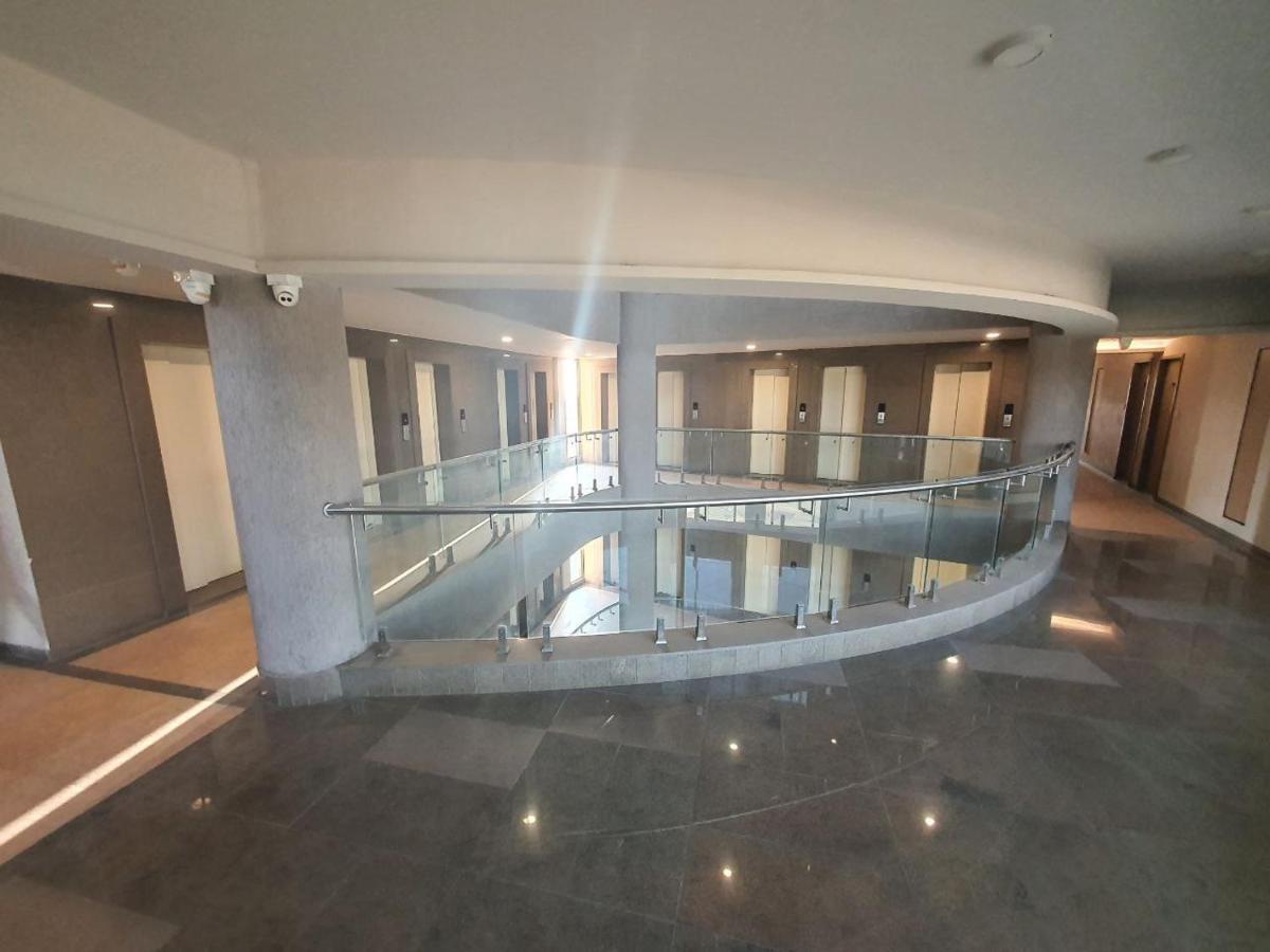 Weekend Address Managed By P.C Homes Surate Exterior foto